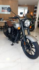 Royal Enfield Classic 350 2025